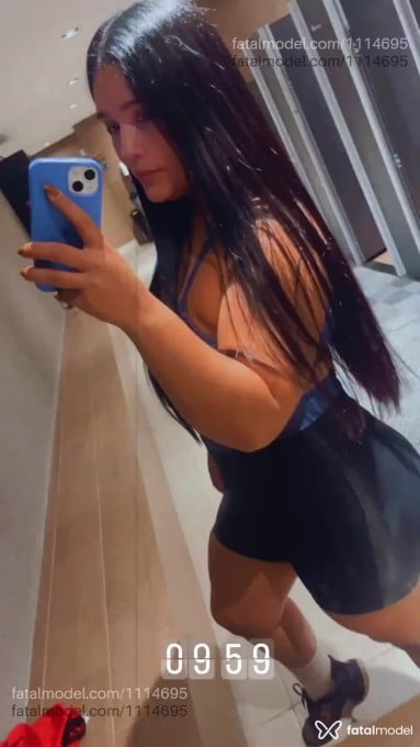 Acompanhante mulher morena (o) de olhos castanhos em Macaé - May