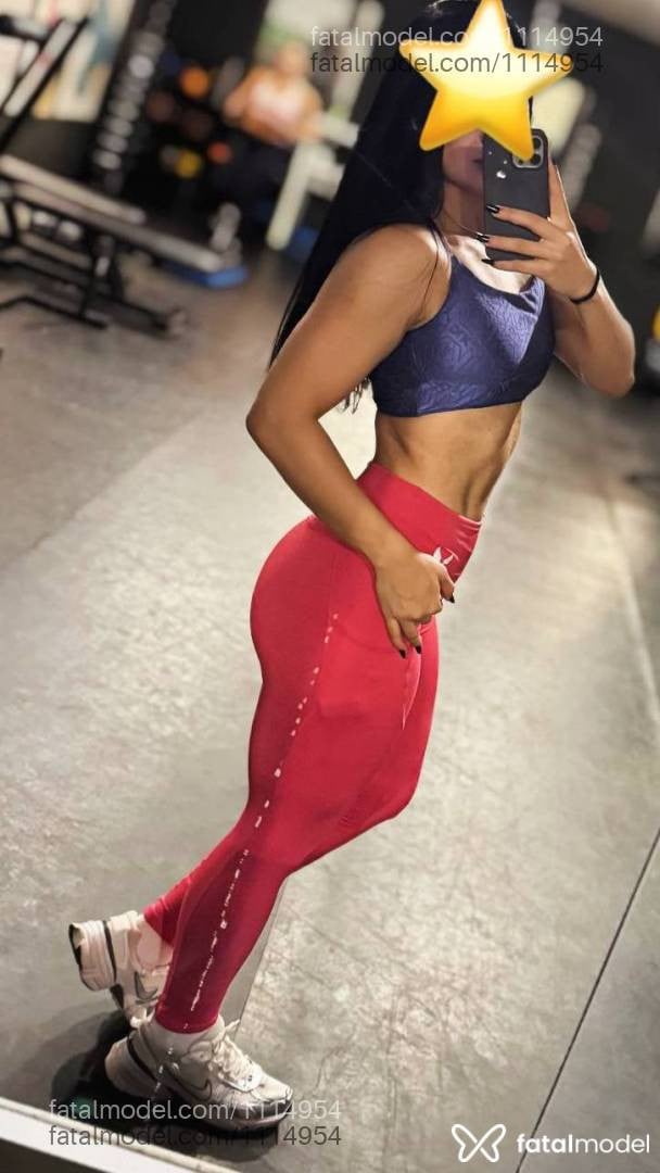 Acompanhante mulher morena (o) de olhos pretos - Thays