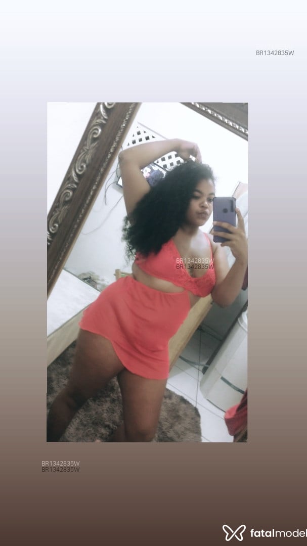 Acompanhante mulher morena (o) de olhos castanhos em São Luís Acompanhante mulher morena (o) de olhos castanhos em São Luís - Vanessa Santos