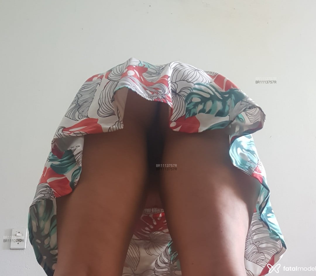 Acompanhante mulher com cabelo colorido de olhos castanhos em Palmas Acompanhante mulher com cabelo colorido de olhos castanhos em Palmas - Branca fax Bezerra