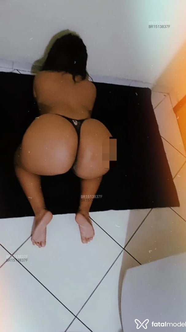 Acompanhante mulher com cabelo castanho de olhos castanhos em Guarapari - Bianca souza