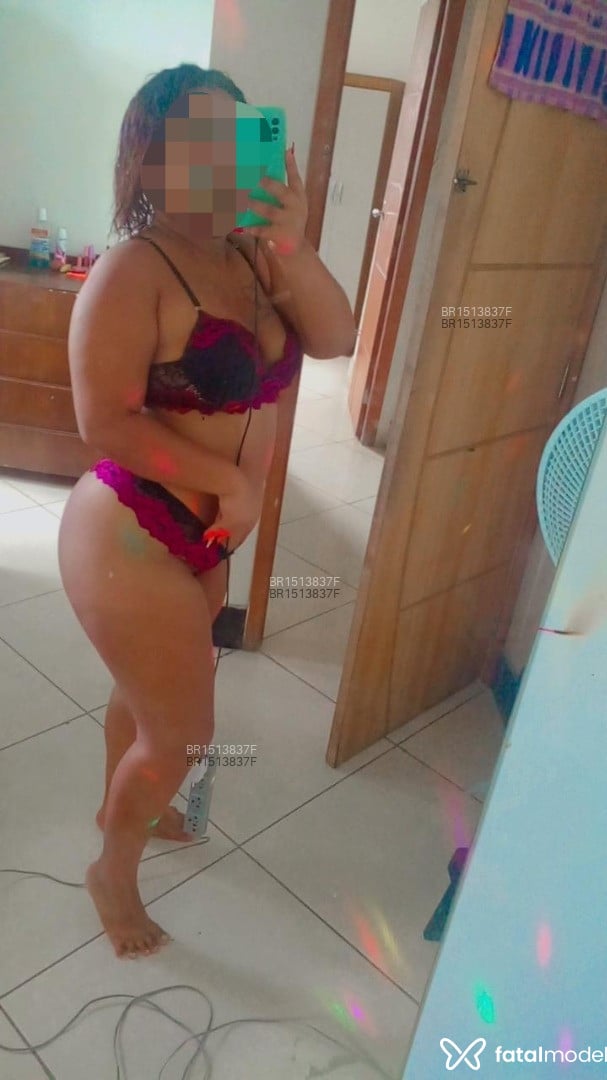 Acompanhante mulher com cabelo castanho de olhos castanhos em Guarapari - Bianca souza