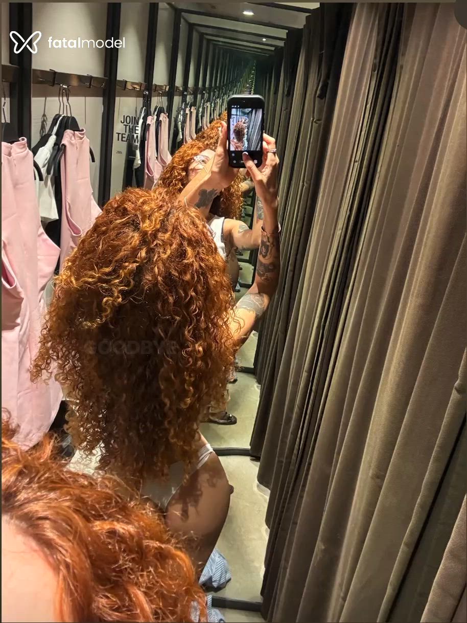 Acompanhante mulher ruiva (o) de olhos castanhos - Nami