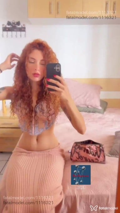 Acompanhante mulher ruiva (o) de olhos castanhos em Brasília - Nami