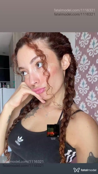 Acompanhante mulher ruiva (o) de olhos castanhos em Brasília - Nami