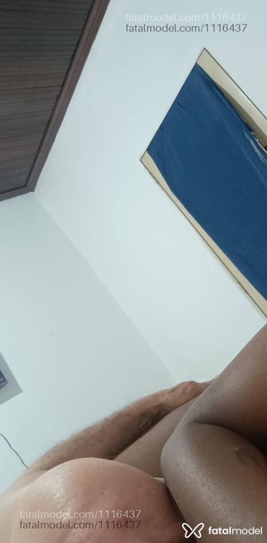 Acompanhante mulher com cabelo castanho de olhos castanhos em Volta Redonda - Mary