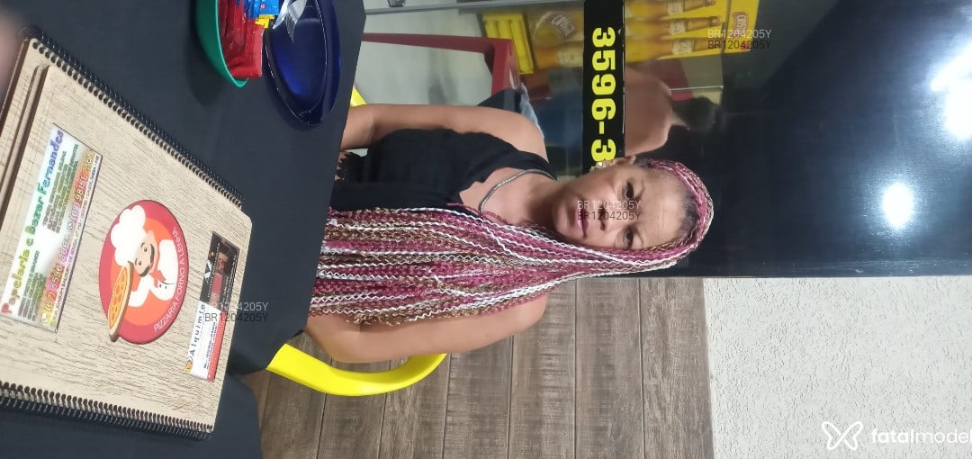 Acompanhante mulher ruiva (o) de olhos castanhos em Cassilândia Acompanhante mulher ruiva (o) de olhos castanhos em Cassilândia - Liane