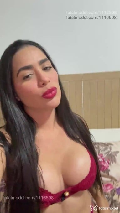 Acompanhante mulher morena (o) de olhos pretos em Pouso Alegre - Bella Flor