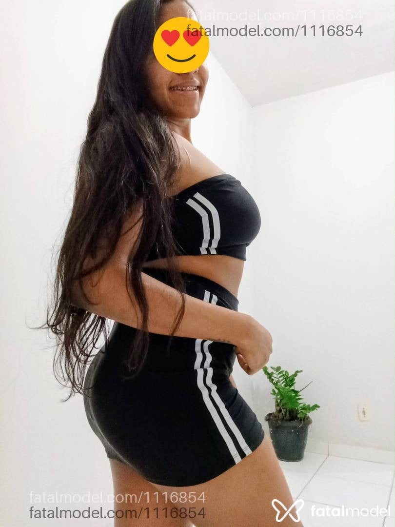 Acompanhante mulher morena (o) de olhos castanhos - Tainá