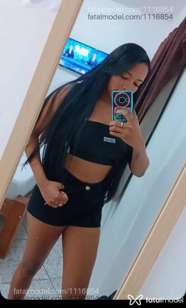 Acompanhante mulher morena (o) de olhos castanhos - Tainá