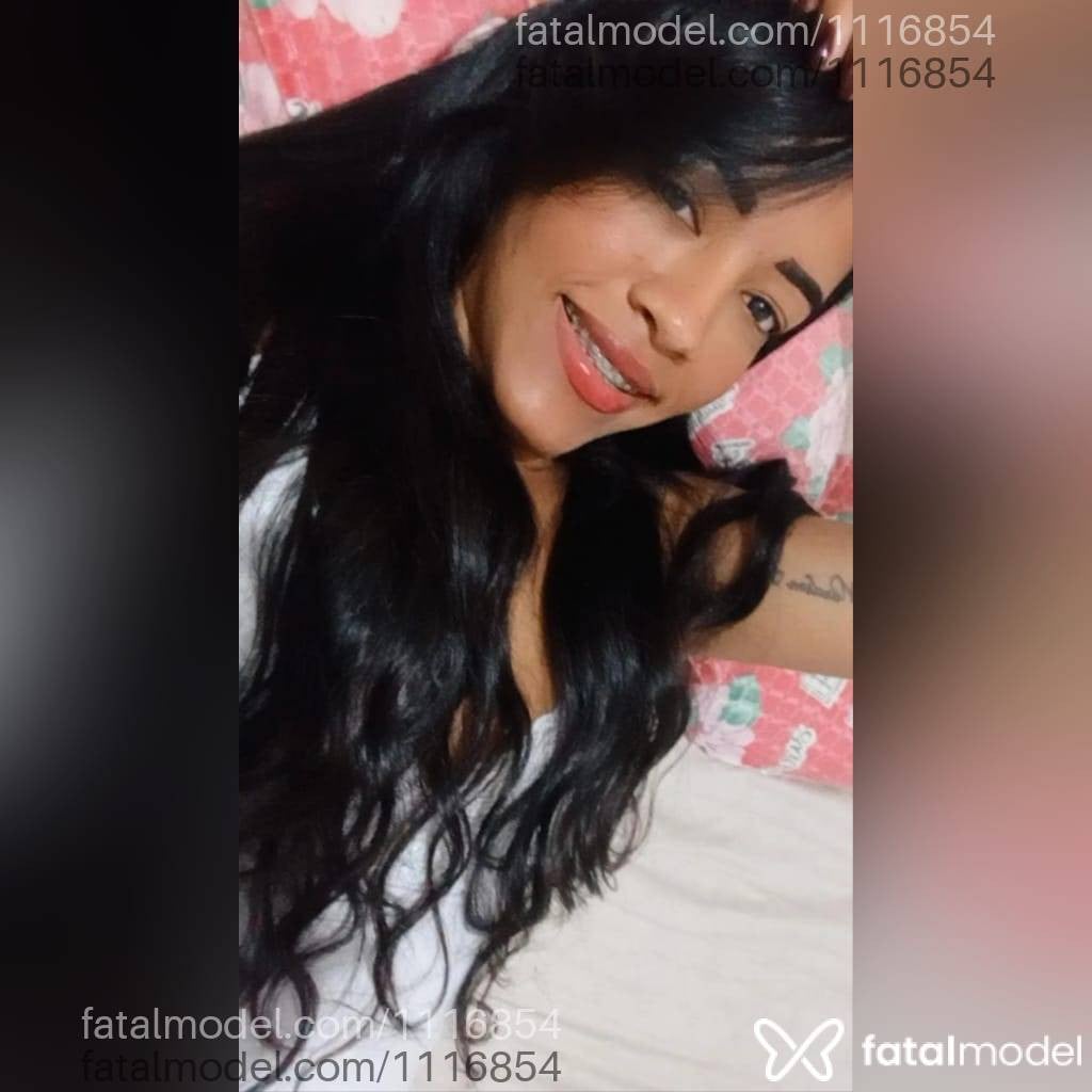 Acompanhante mulher morena (o) de olhos castanhos - Tainá