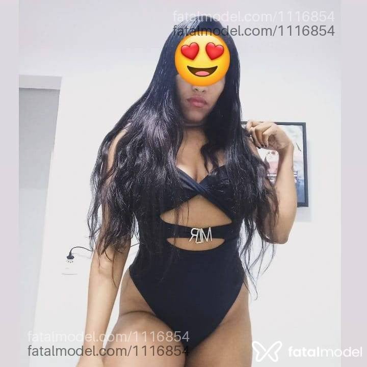 Acompanhante mulher morena (o) de olhos castanhos - Tainá
