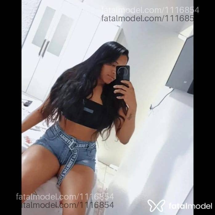 Acompanhante mulher morena (o) de olhos castanhos - Tainá