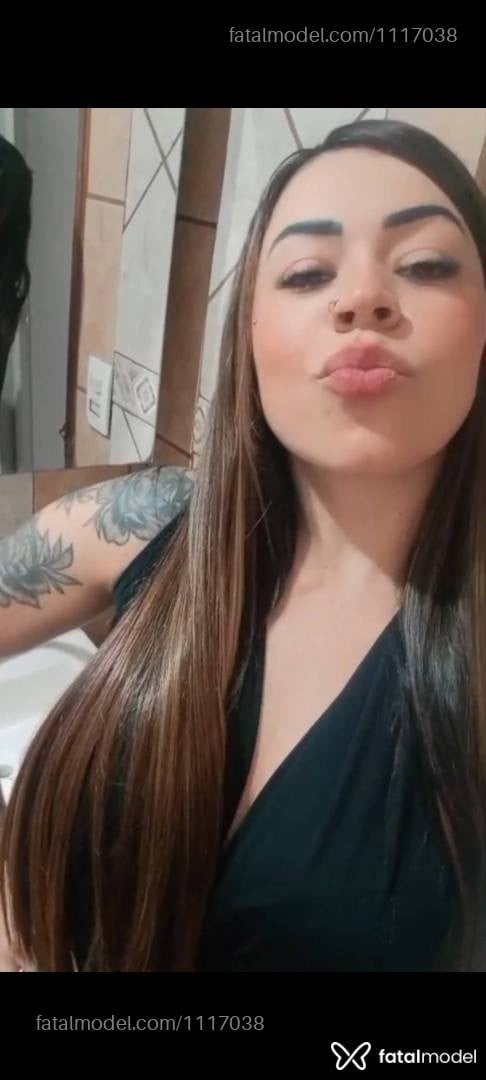 Acompanhante mulher morena (o) de olhos verdes - Gabi Dias