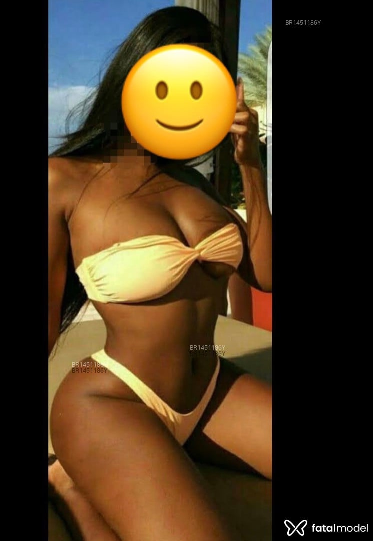 Acompanhante mulher morena (o) de olhos castanhos em Virtual Acompanhante mulher morena (o) de olhos castanhos em Virtual - Brunna