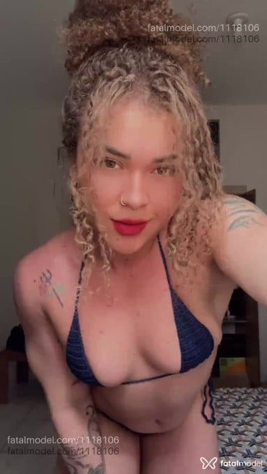 Acompanhante mulher loira (o) de olhos mel em Londrina - Karla Santos