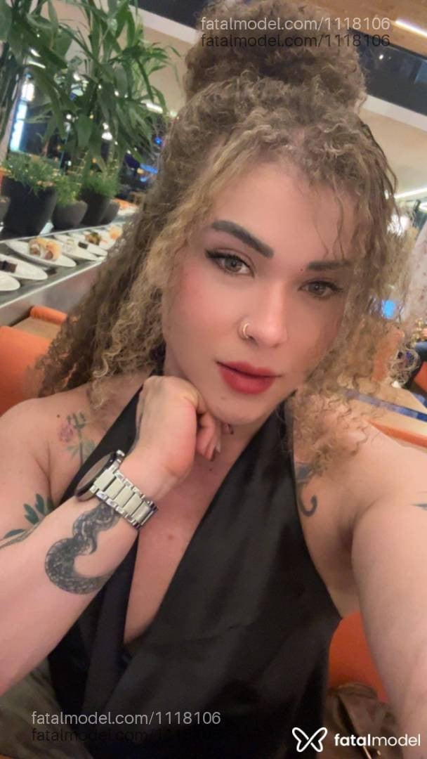 Acompanhante mulher loira (o) de olhos mel em Londrina - Karla Santos