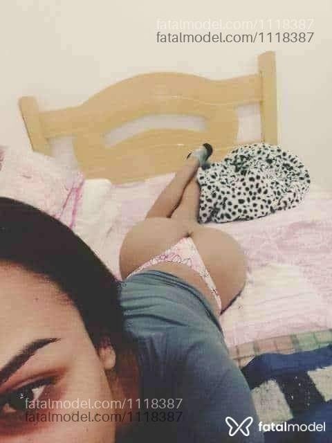 Acompanhante mulher trans com cabelo castanho de olhos castanhos em Frederico Westphalen - REBEKA
