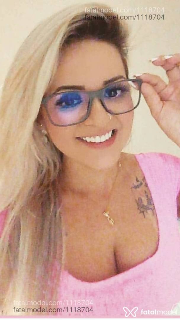 Acompanhante mulher loira (o) de olhos castanhos em Belo Horizonte - Fernanda Paz