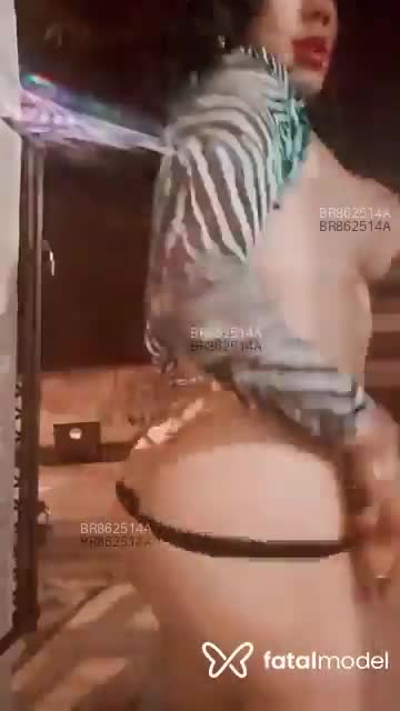 Acompanhante travesti com cabelo castanho de olhos castanhos em Sorocaba Acompanhante travesti com cabelo castanho de olhos castanhos em Sorocaba - Vehagozadeira