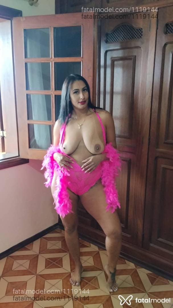 Acompanhante mulher morena (o) de olhos castanhos - Gaby Morena