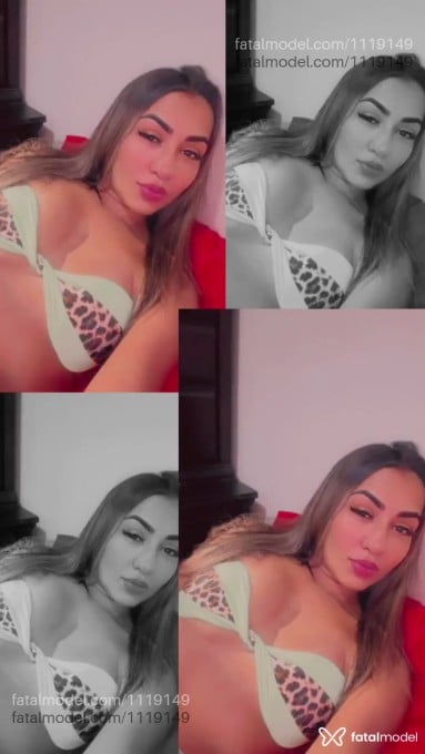 Acompanhante mulher loira (o) de olhos pretos - Gabriella Acompanhante mulher loira (o) de olhos pretos - Gabriella