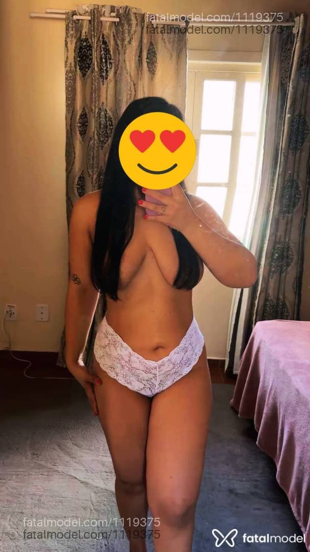 Acompanhante mulher morena (o) de olhos castanhos - Larissa Fontes