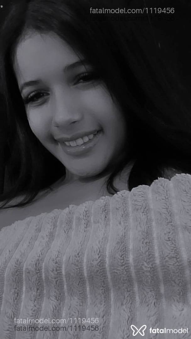Acompanhante mulher morena (o) de olhos castanhos - Pamela