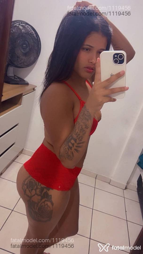 Acompanhante mulher morena (o) de olhos castanhos - Pamela