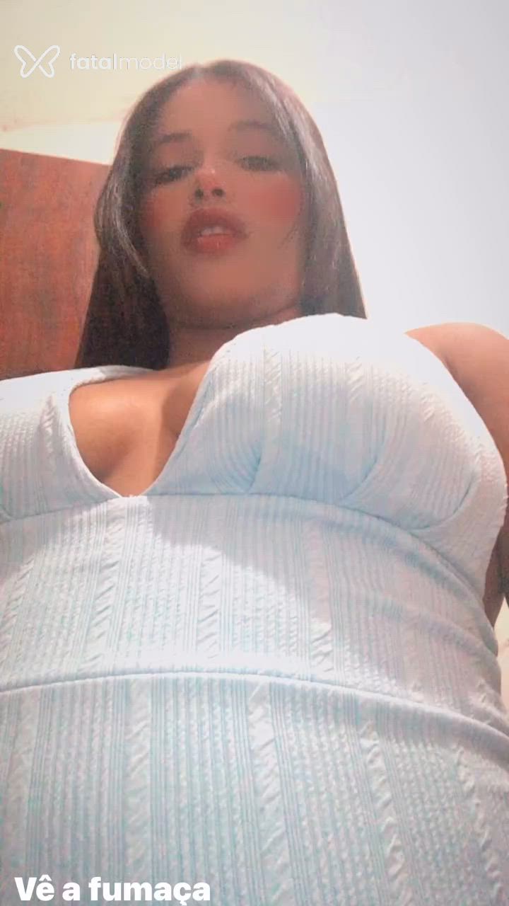 Acompanhante mulher morena (o) de olhos castanhos - Pamela