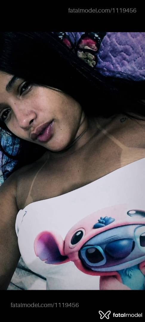 Acompanhante mulher morena (o) de olhos castanhos em Extrema - Pamela