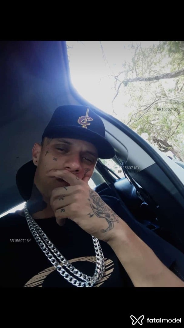 Acompanhante homem morena (o) de olhos verdes em São Leopoldo Acompanhante homem morena (o) de olhos verdes em São Leopoldo - Rodrigo