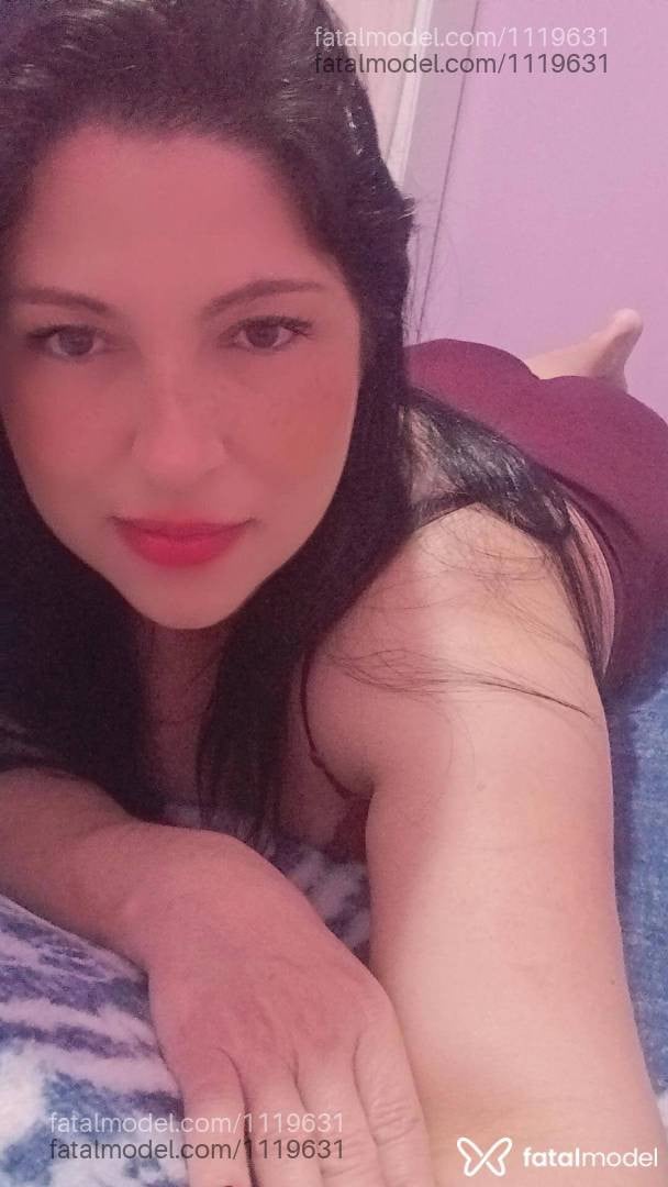 Acompanhante mulher morena (o) de olhos castanhos - Laiz