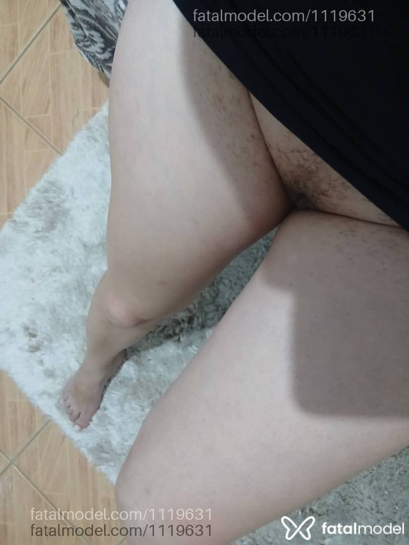Acompanhante mulher morena (o) de olhos castanhos - Laiz