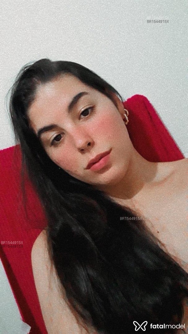 Acompanhante mulher trans morena (o) de olhos castanhos em Vazante Acompanhante mulher trans morena (o) de olhos castanhos em Vazante - Alissa