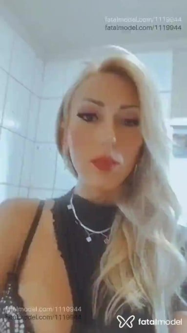 Acompanhante travesti loira (o) de olhos castanhos em Nova Alvorada do Sul Acompanhante travesti loira (o) de olhos castanhos em Nova Alvorada do Sul - Michelly Lima