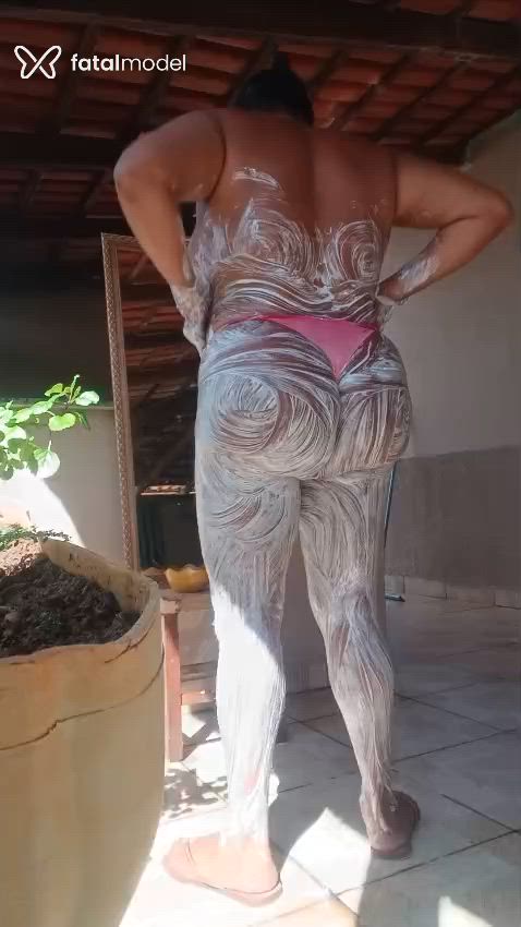 Acompanhante mulher trans morena (o) de olhos castanhos - Valeska