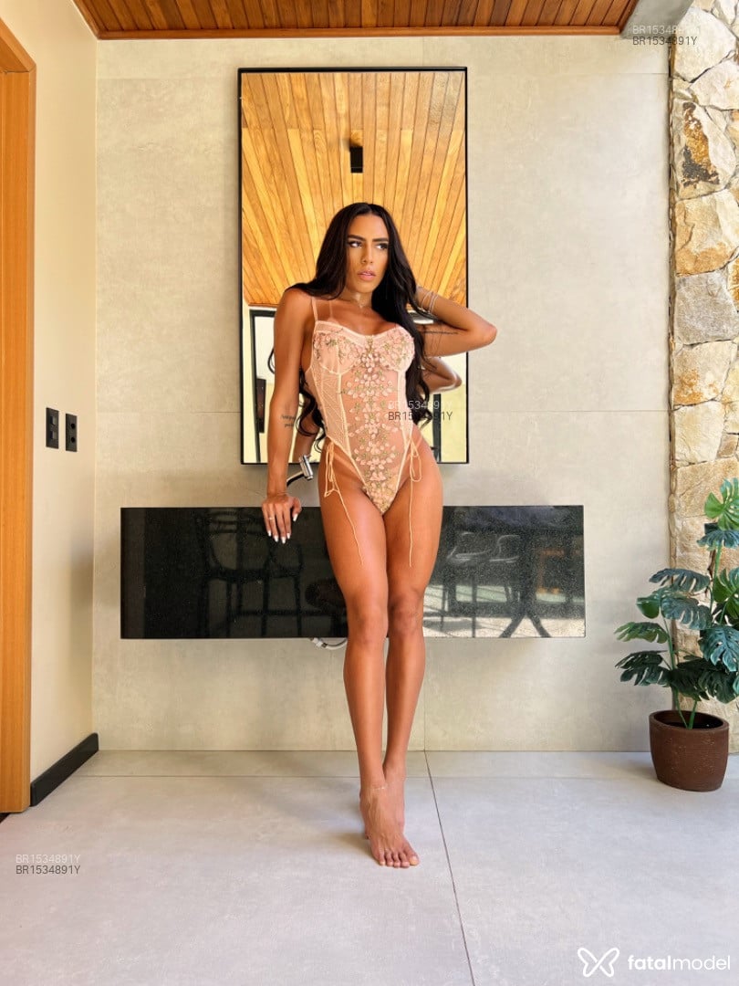 Acompanhante mulher trans morena (o) de olhos castanhos em Belo Horizonte - Aryane Silva