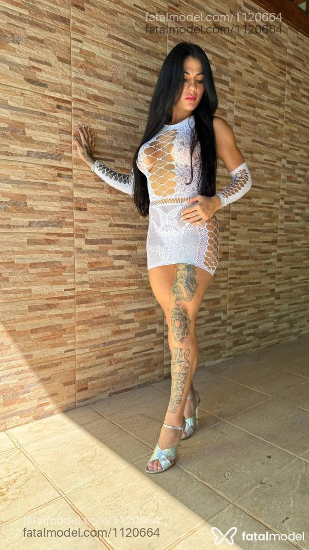 Acompanhante mulher morena (o) de olhos castanhos - Julia Mendes