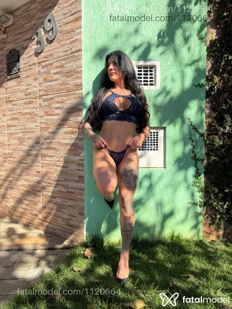 Acompanhante mulher morena (o) de olhos castanhos - Julia Mendes