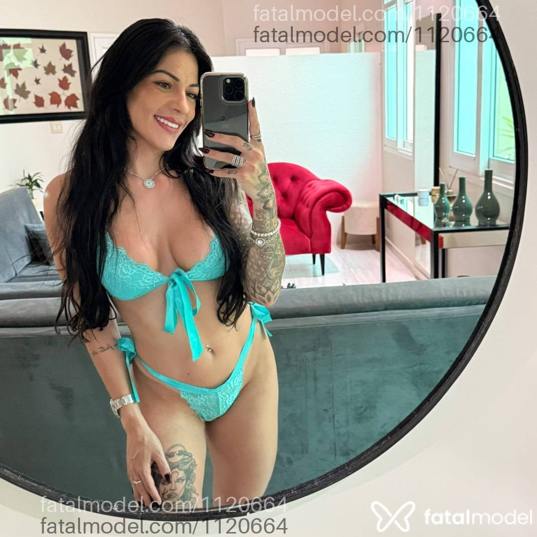 Acompanhante mulher morena (o) de olhos castanhos - Julia Mendes