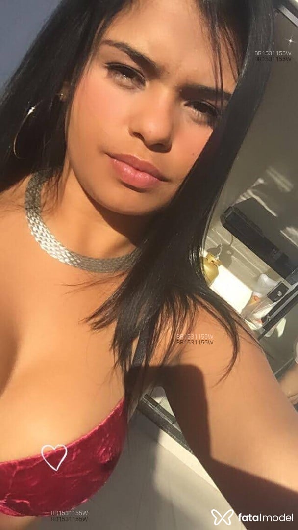 Acompanhante mulher morena (o) de olhos castanhos em Teixeira de Freitas Acompanhante mulher morena (o) de olhos castanhos em Teixeira de Freitas - Nathalia Vieira