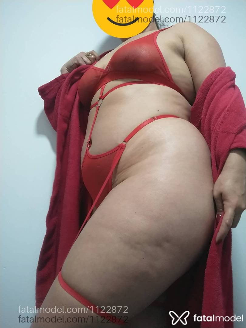 Acompanhante mulher com cabelo castanho de olhos castanhos em Pelotas - Juliana