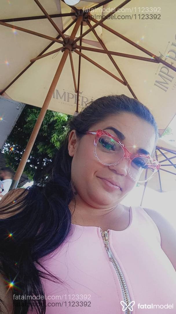 Acompanhante mulher morena (o) de olhos castanhos em Uberlândia - Aline Santana