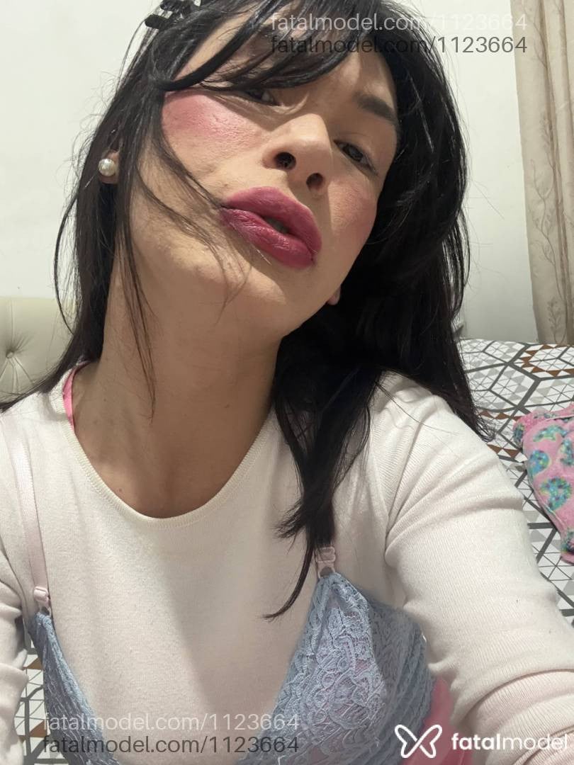 Acompanhante mulher trans morena (o) de olhos castanhos - Mayte Gama