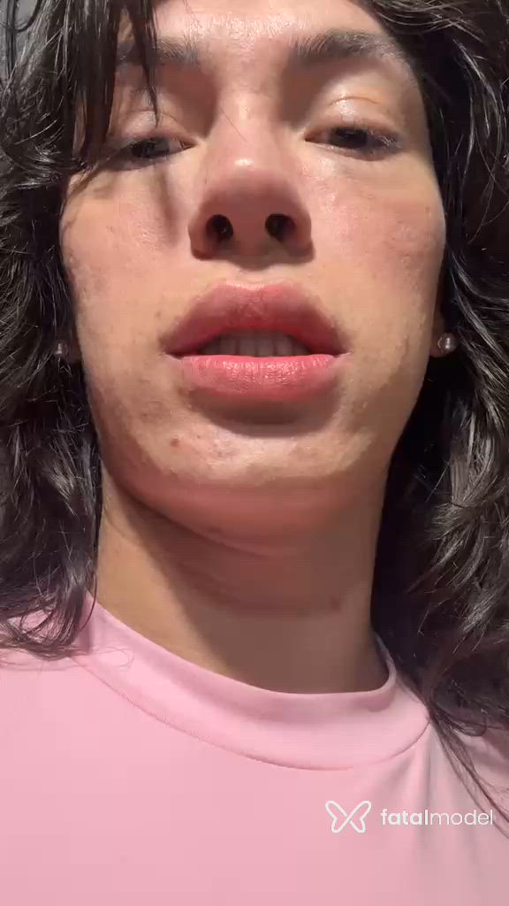 Acompanhante mulher trans morena (o) de olhos castanhos - Mayte Gama