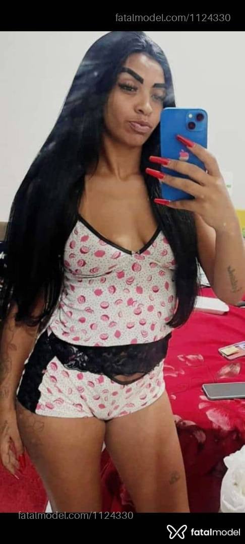 Acompanhante mulher morena (o) de olhos castanhos - Júlia