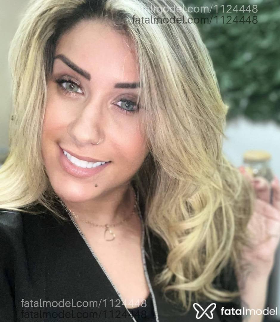 Acompanhante mulher loira (o) de olhos azuis em Petrolina - Lilian