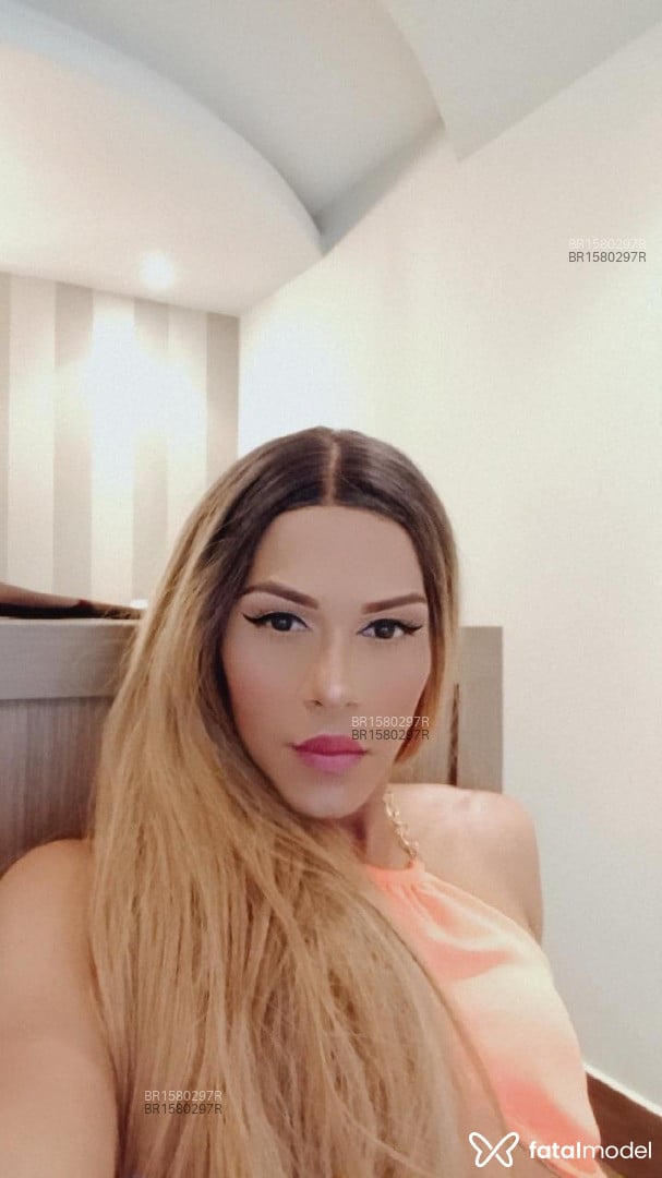 Acompanhante travesti loira (o) de olhos castanhos em Bauru Acompanhante travesti loira (o) de olhos castanhos em Bauru - Nathallyn Torres