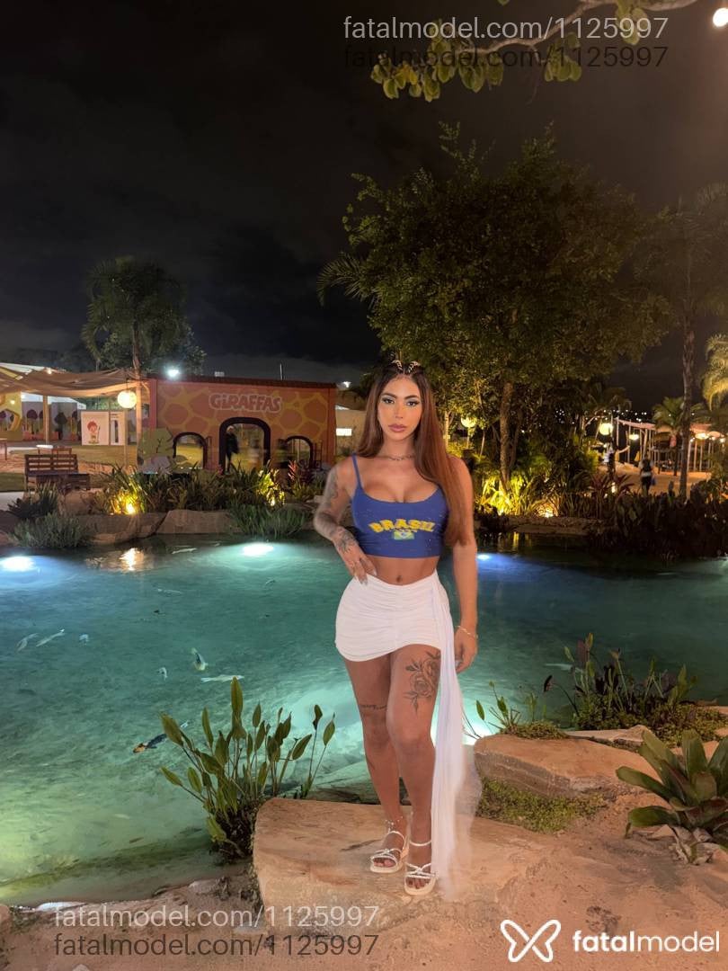 Acompanhante mulher trans ruiva (o) de olhos castanhos em Brasília - Manuela Lins